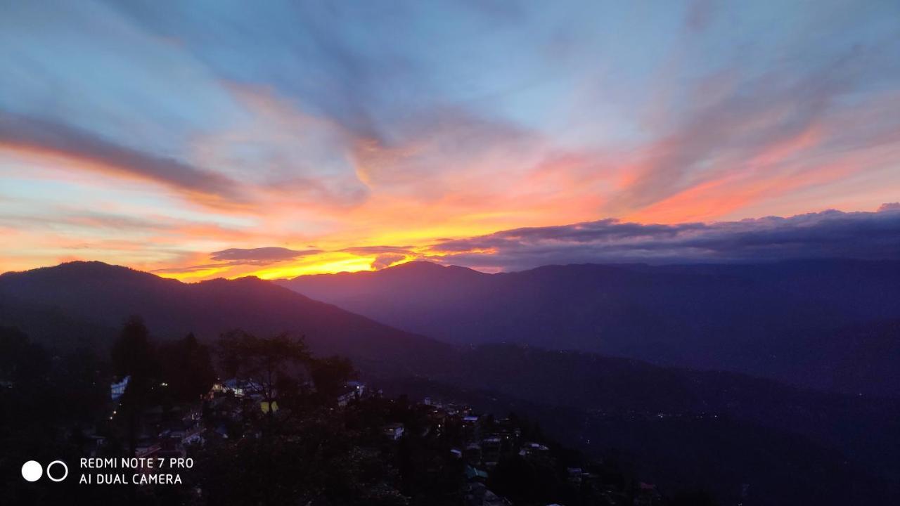 Swarna Kamal Homestay Darjeeling  Eksteriør billede